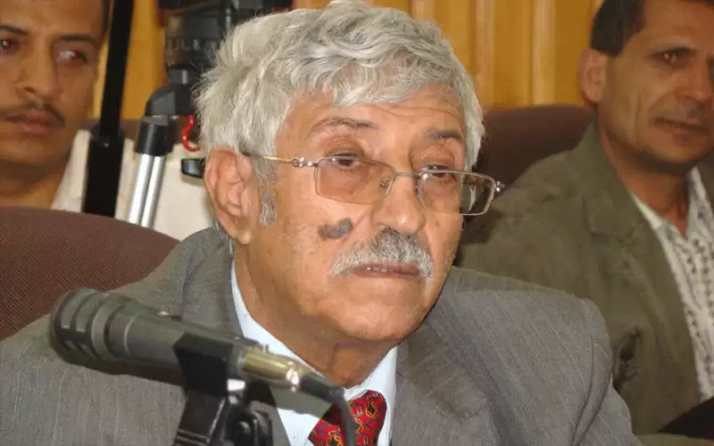 عبدالعزيز المقالح شاعر الروح اليمنية ماضيا