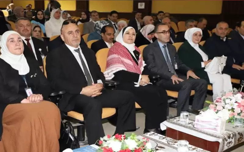 قبيلات تتفقد مدارس في لواءي الطيبة