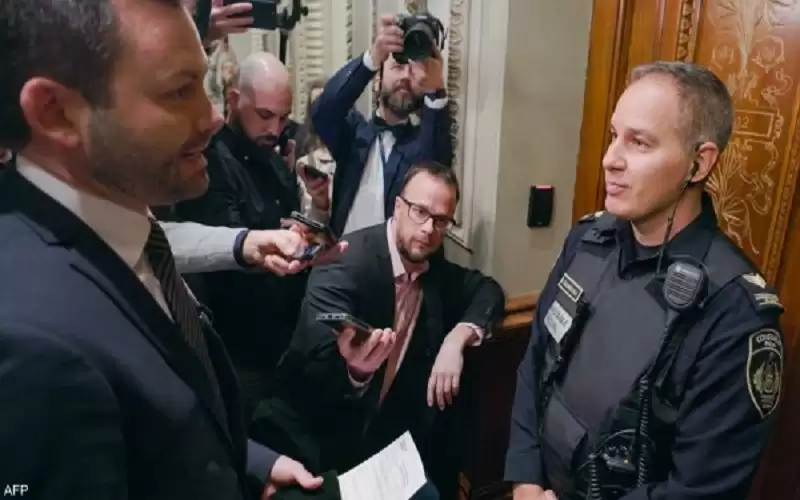 طرد 3 نواب من برلمان كيبيك