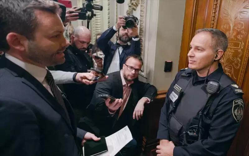 طرد 3 نواب من برلمان كيبيك