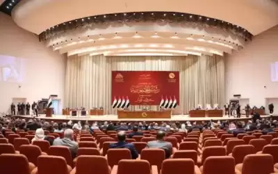 البرلمان العراقي يمنح الثقة لوزيرين بحكومة