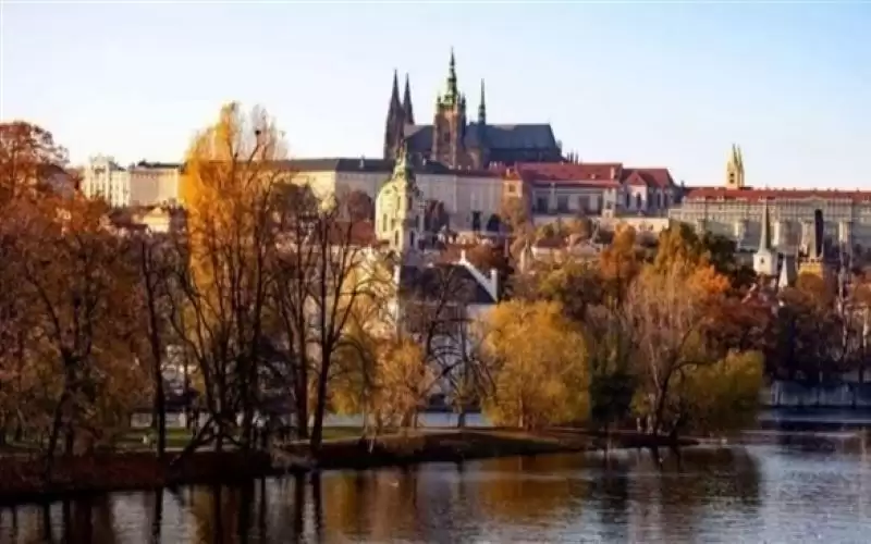 براغ تشهد واحدا من أكثر فصول