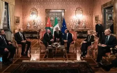 الملك يلتقي رئيس مجلس الشيوخ الإيطالي