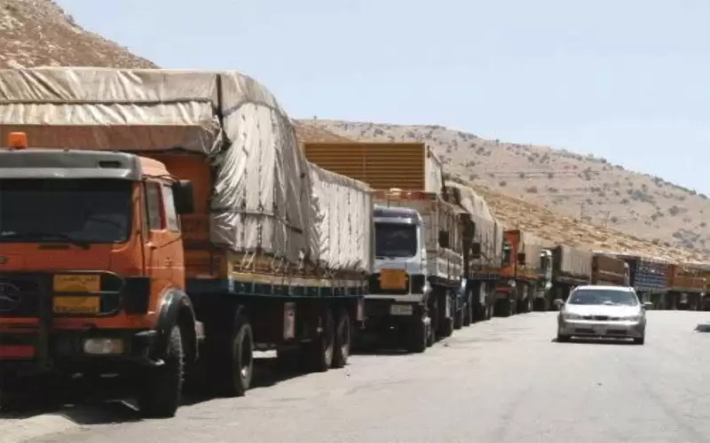 إلى متى يستمر إضراب سائقي الشاحنات؟