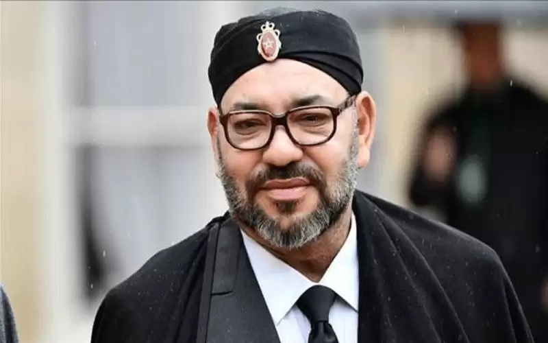 العاهل المغربي يشارك جماهير بلاده فرحة