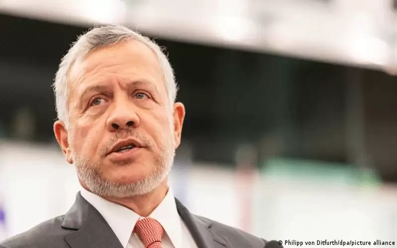 الملك يتابع سير الإنجاز في مشروع