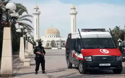 وجه اليها 12 طعنة .. .