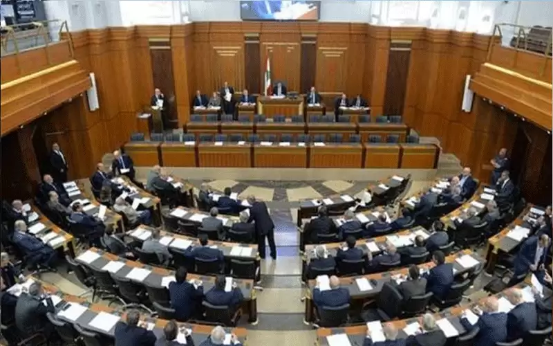البرلمان اللبناني يفشل في انتخاب رئيس