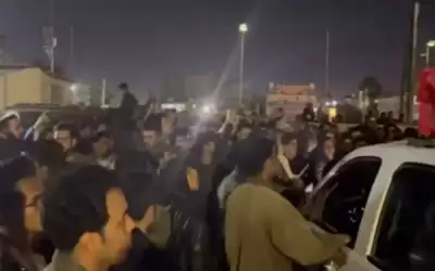 العراق: محتجون يقطعون جسورا رئيسية في