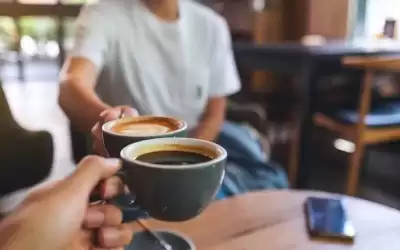 يا الهي.. يستلم راتبا خياليا ..