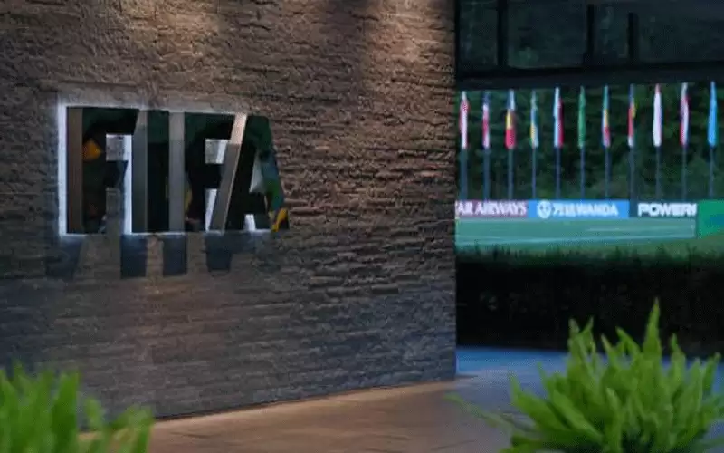 فيفا يتراجع عن فكرة إقامة كأس