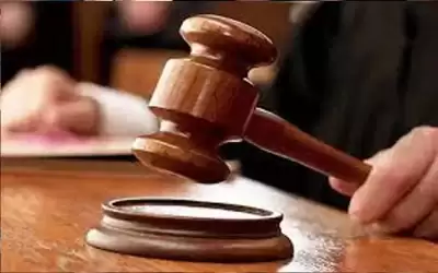 السجن سنتين لزبون تحرش بعامل في