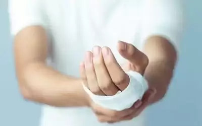 مادة تسرع من عملية التئام الجروح