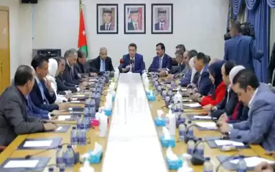 الاجتماع النيابي الحكومي لحل أزمة الإضرب