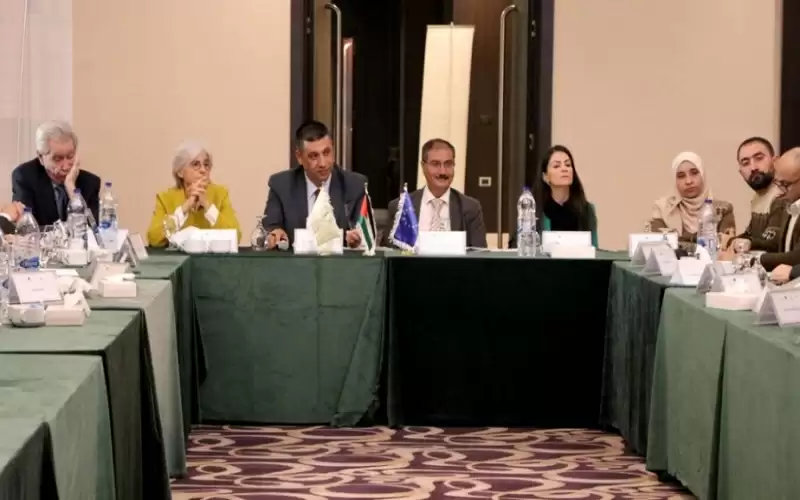 أ.د. الخوالدة يؤكد باجتماع لجنة توجيهية