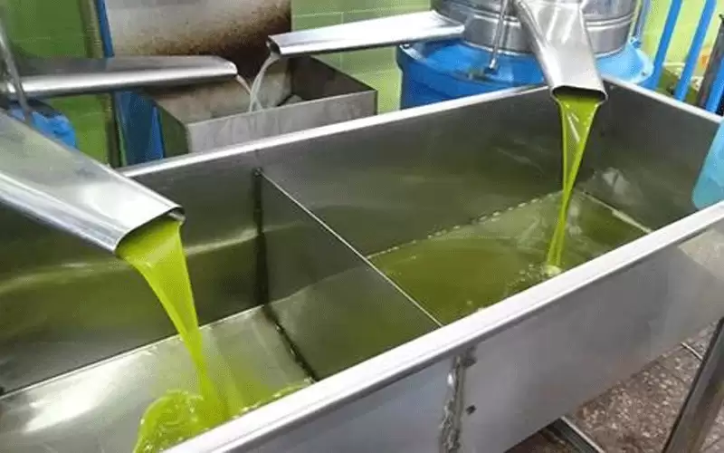 وفاة شاب بعد سقوطه داخل خلاط