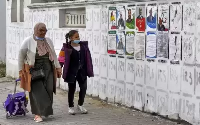 التونسيون ينتخبون السبت برلمانا من دون