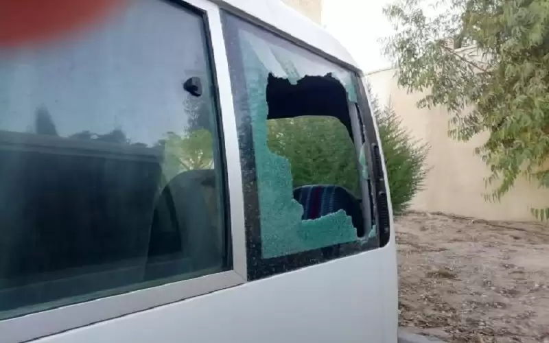 تعرض حافلات جامعة الطفيلة للرشق بالحجارة