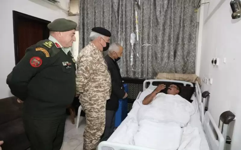 العيسوي والحنيطي يطمئنان على صحة مصابي