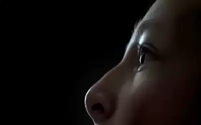 آلية جديدة لعلاج الحول بالظلام