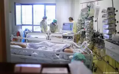 جميع أسرة العناية المركزة مشغولة.. ارتفاع