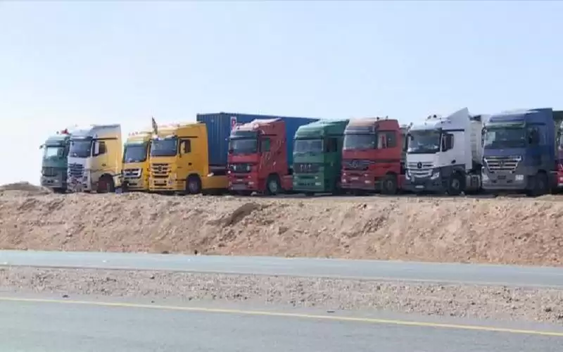 اقتصاديون: توقف الشحن يعرقل التزويد بالبضائع