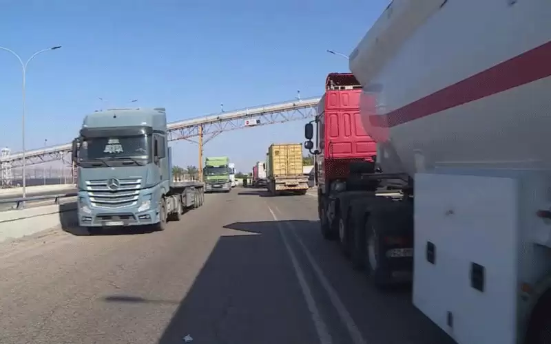 إعفاء الحاويات المتأخرة في ساحات التخزين