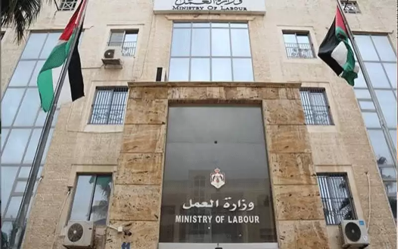 لجنة نيابية تبحث خطة تحديث القطاع