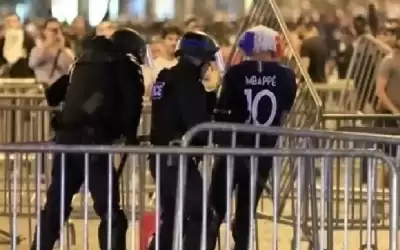 اللعب في قطر .. والشغب في