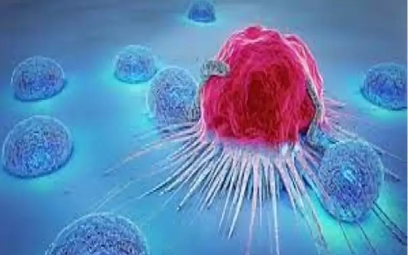 تتغلب على السرطان وتصبح باحثة في