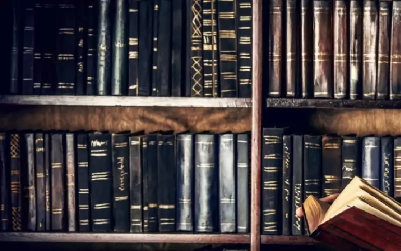 تظاهر وادعاء و”فزلكة” على الآخرين.. أزمة