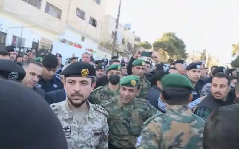 ولي العهد يصل صويلح للمشاركة في