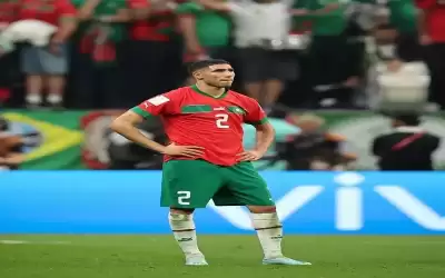 حكيمي يوجه رسالة للجماهير عقب إنجاز