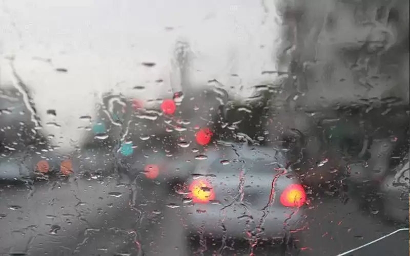 بدء تأثير كتلة هوائية مرافقة لمنخفض