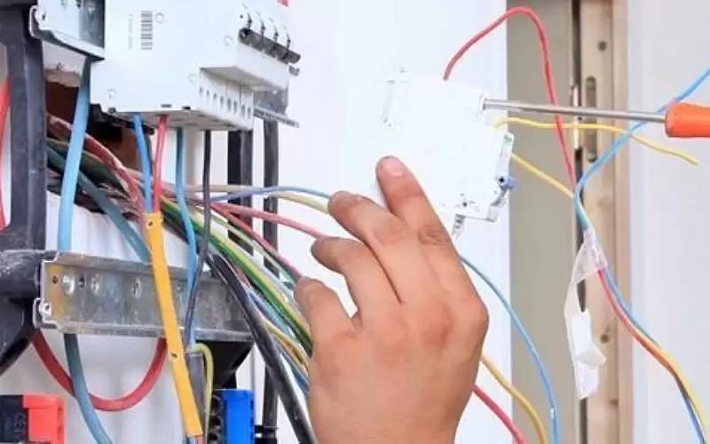 18 الف (سرقة كهرباء) بالأردن العام