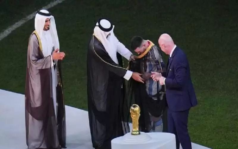 عرض مبلغ خيالي لشراء بشت التتويج