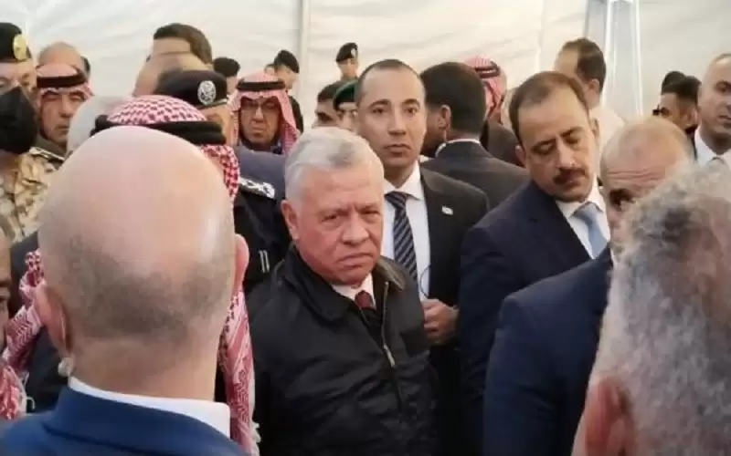 الملك في بيت عزاء الشهيد الرحاحلة