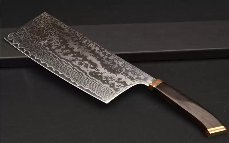 علامات إعتداء بساطور على الأم بجريمة