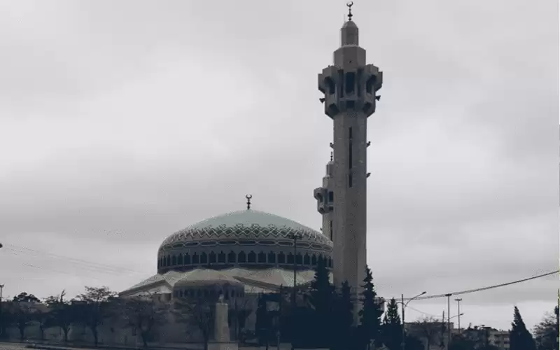 مساجد الأردن تقيم صلاة الغائب على