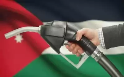 خبير أردني يتوقع انخفاض أسعار المحروقات