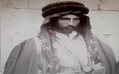 الحجايا راثيا ابن عدوان : وإن