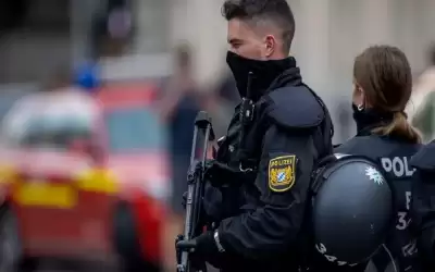 الشرطة الألمانية تبحث عن أدلة تحت
