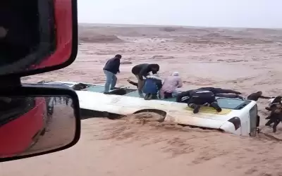 3 إصابات بانقلاب حافلة ركاب في