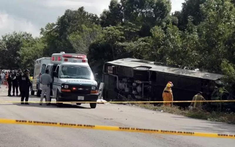 15 قتيلا بانقلاب حافلة في المكسيك