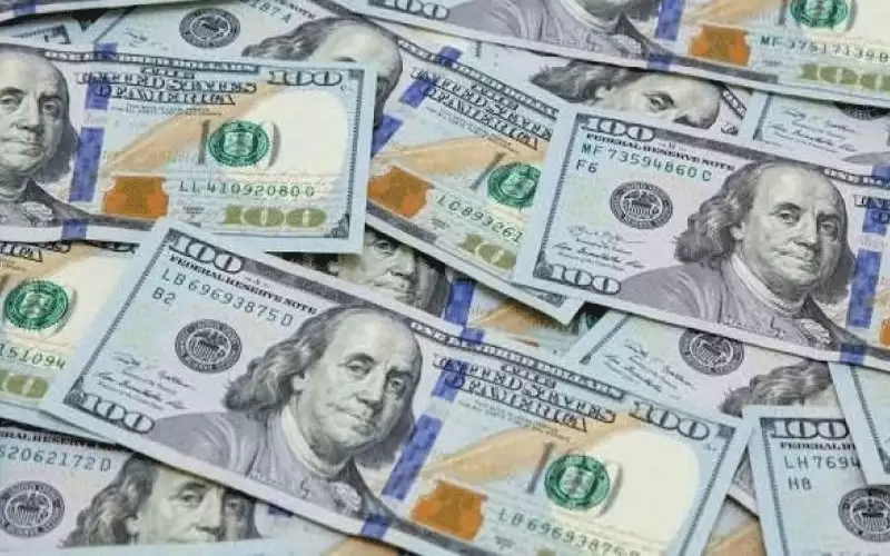 الدولار في طريقه لتحقيق أكبر مكاسب