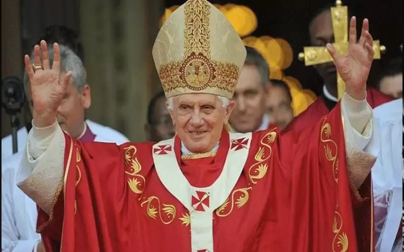 وفاة بابا الفاتيكان السابق بنديكتوس السادس
