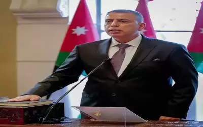 وزير الداخلية يتفقد مركز الرقابة والتنسيق