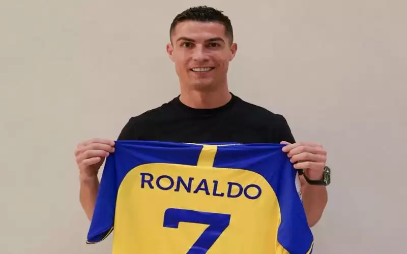 تفوق على ميسي.. رونالدو يتقاضى 6.35