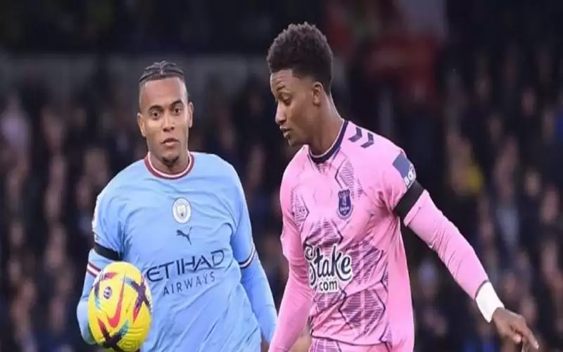 مانشستر سيتي يتعادل مع إيفرتون في