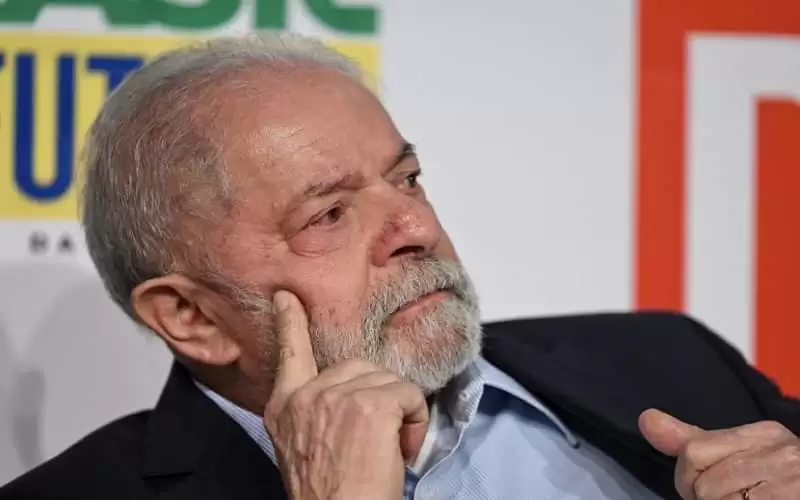 رئيس البرازيل المنتخب يدعو‭ ‬إلى السلام